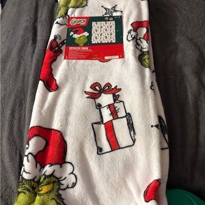 Grinch Oversized Throw Blanket - White and Red